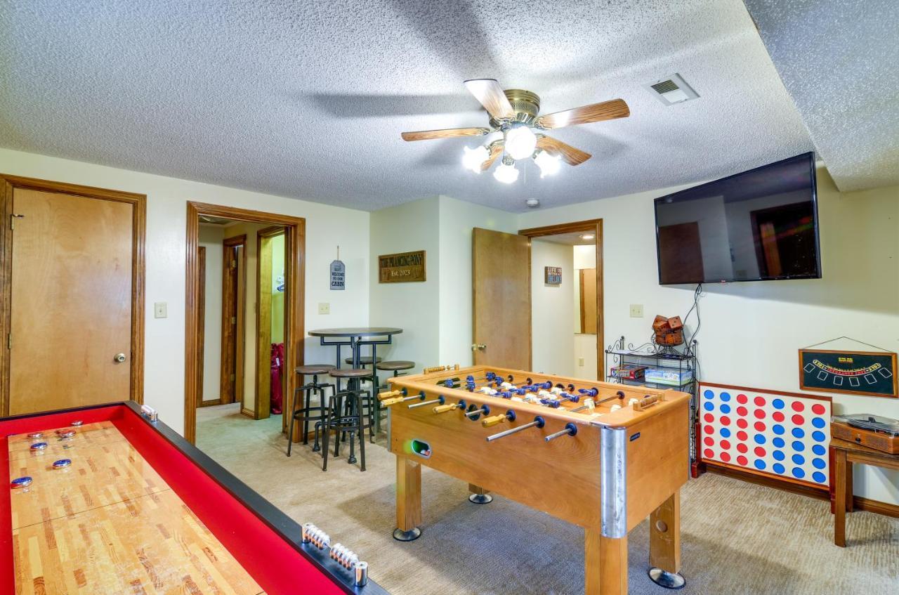 Burnside Resort Cabin With Hot Tub And Outdoor Spots! Exterior photo