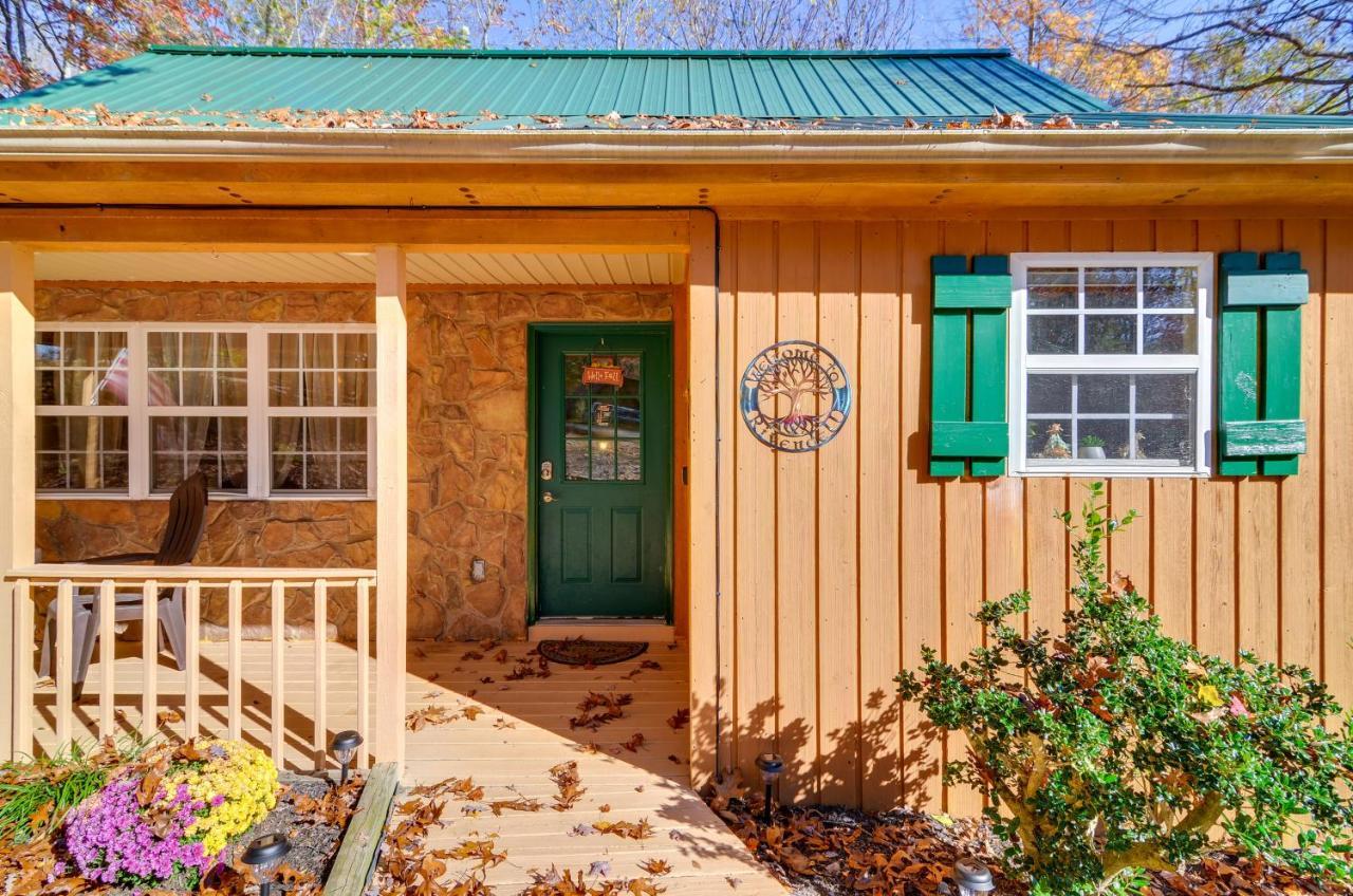 Burnside Resort Cabin With Hot Tub And Outdoor Spots! Exterior photo